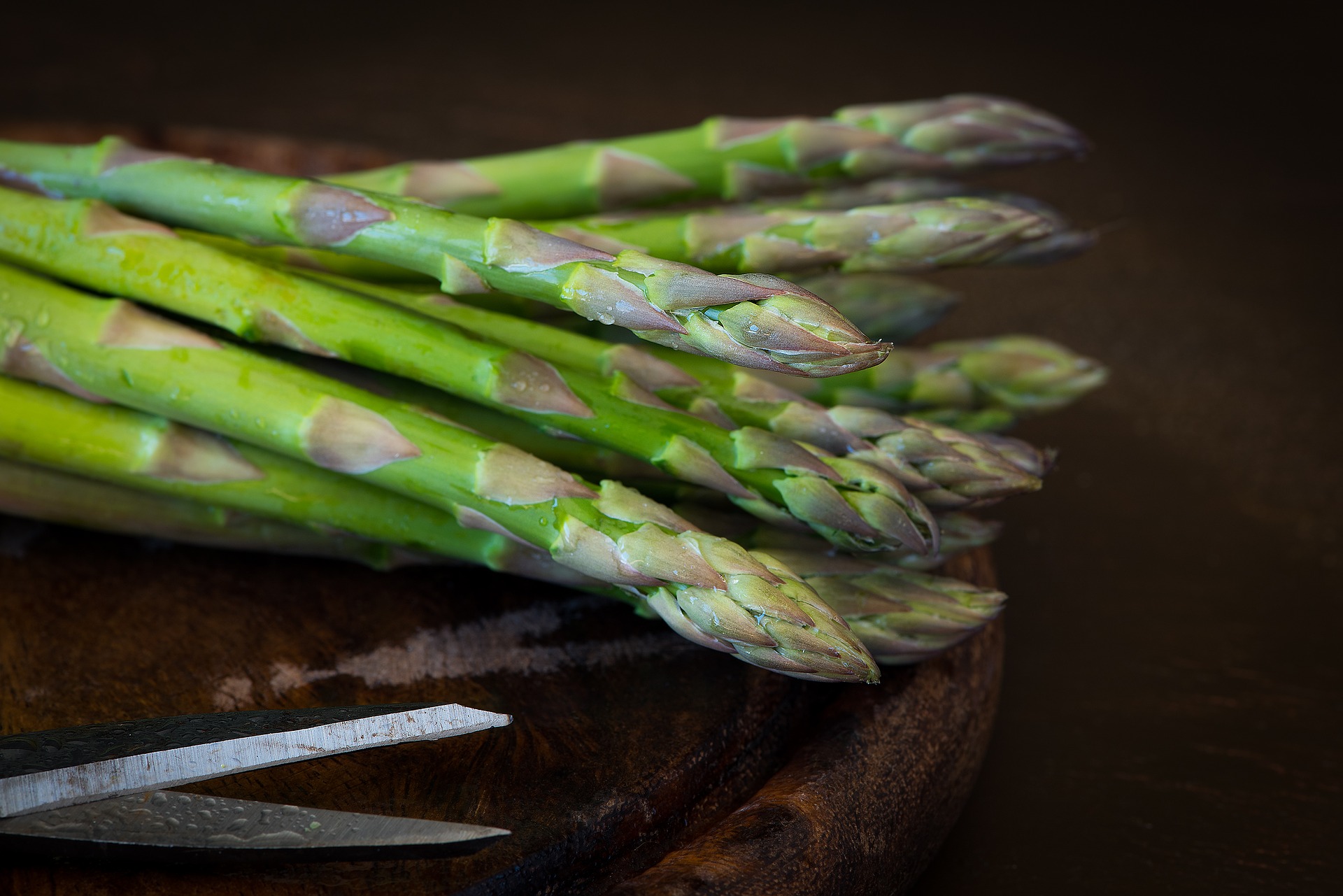 Gratinierter grüner Spargel