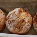 Kartoffel-Rosen-Brötchen mit Dinkel