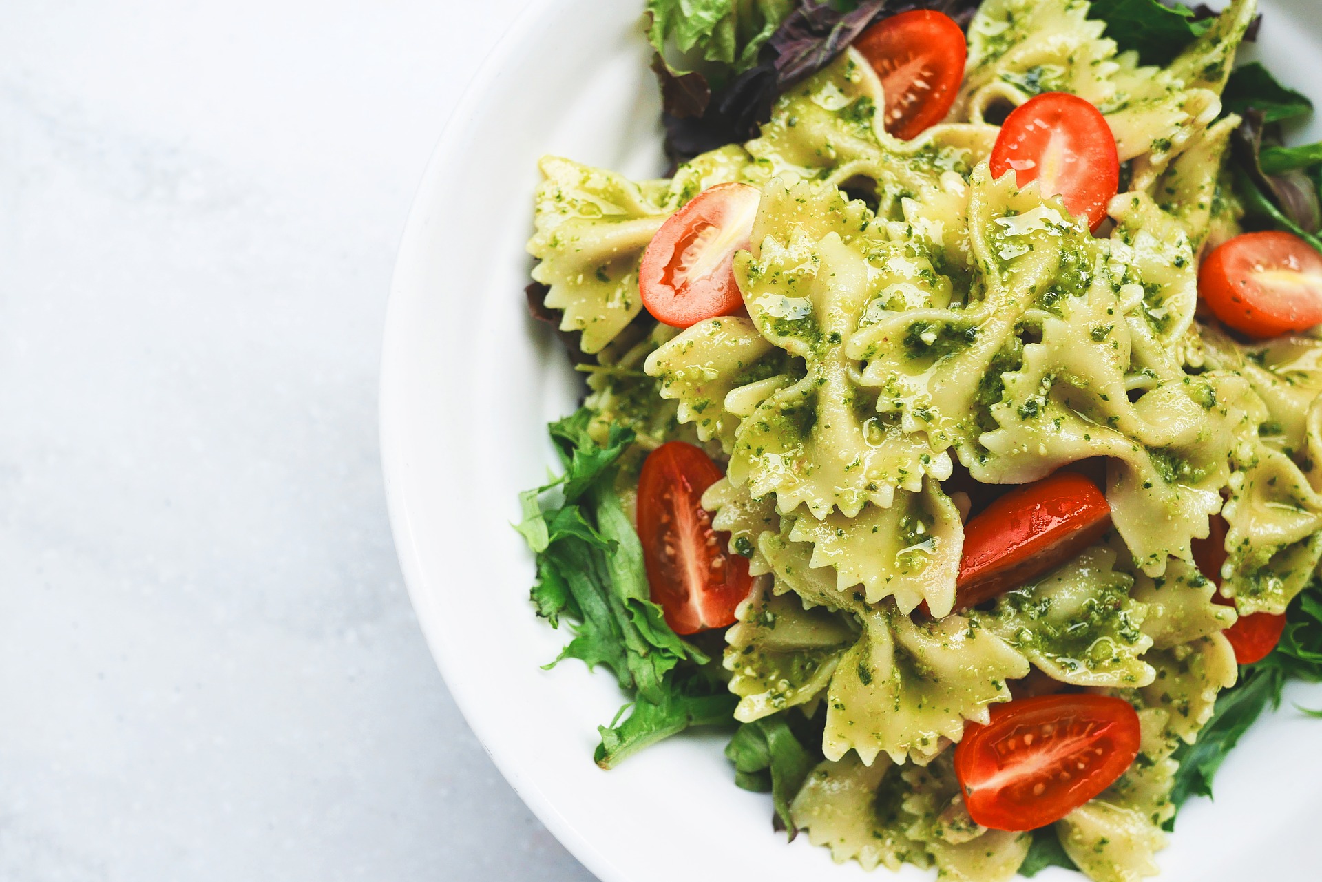 Nudelsalat mit getrockneten Tomaten