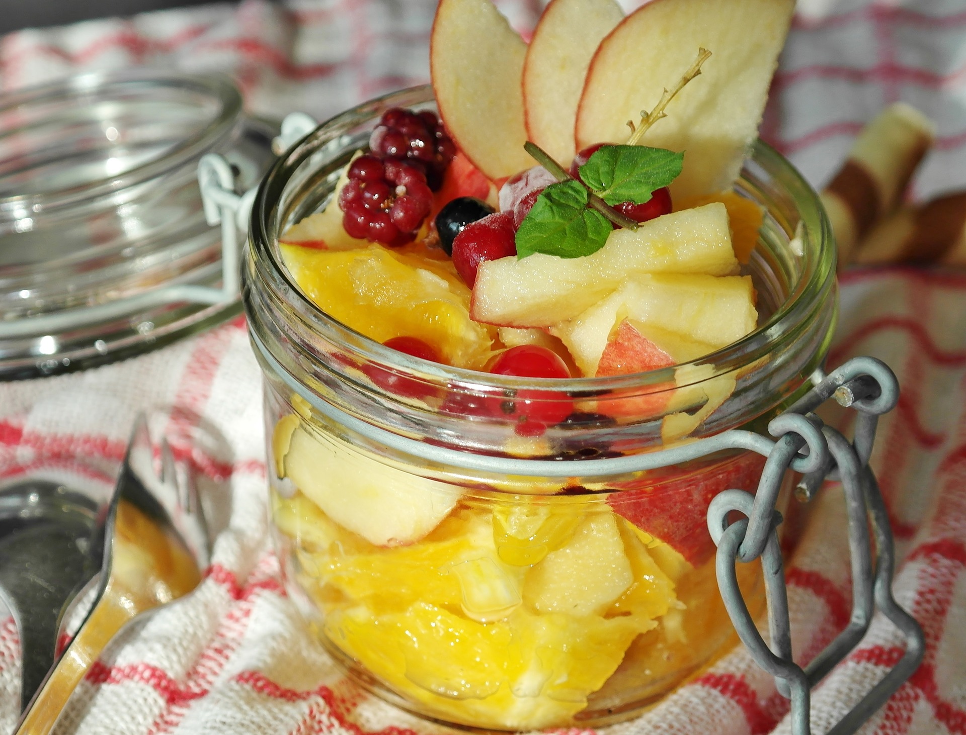 Obstsalat mit Topinambur