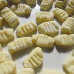 Saftiger Kürbis-Gnocchi-Auflauf