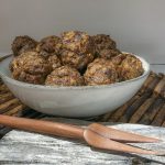 Hackfleisch-Bacon-Bällchen mit Babybel-Kern