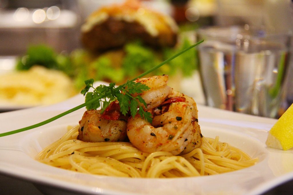 Spaghetti mit scharfer Garnelen – Sahne – Soße - Rezepte24 - Für ein ...